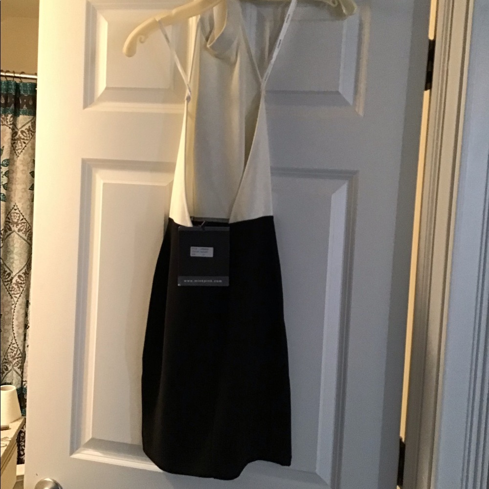 Super sexy backless mini dress size xsmall - Picture 7 of 8